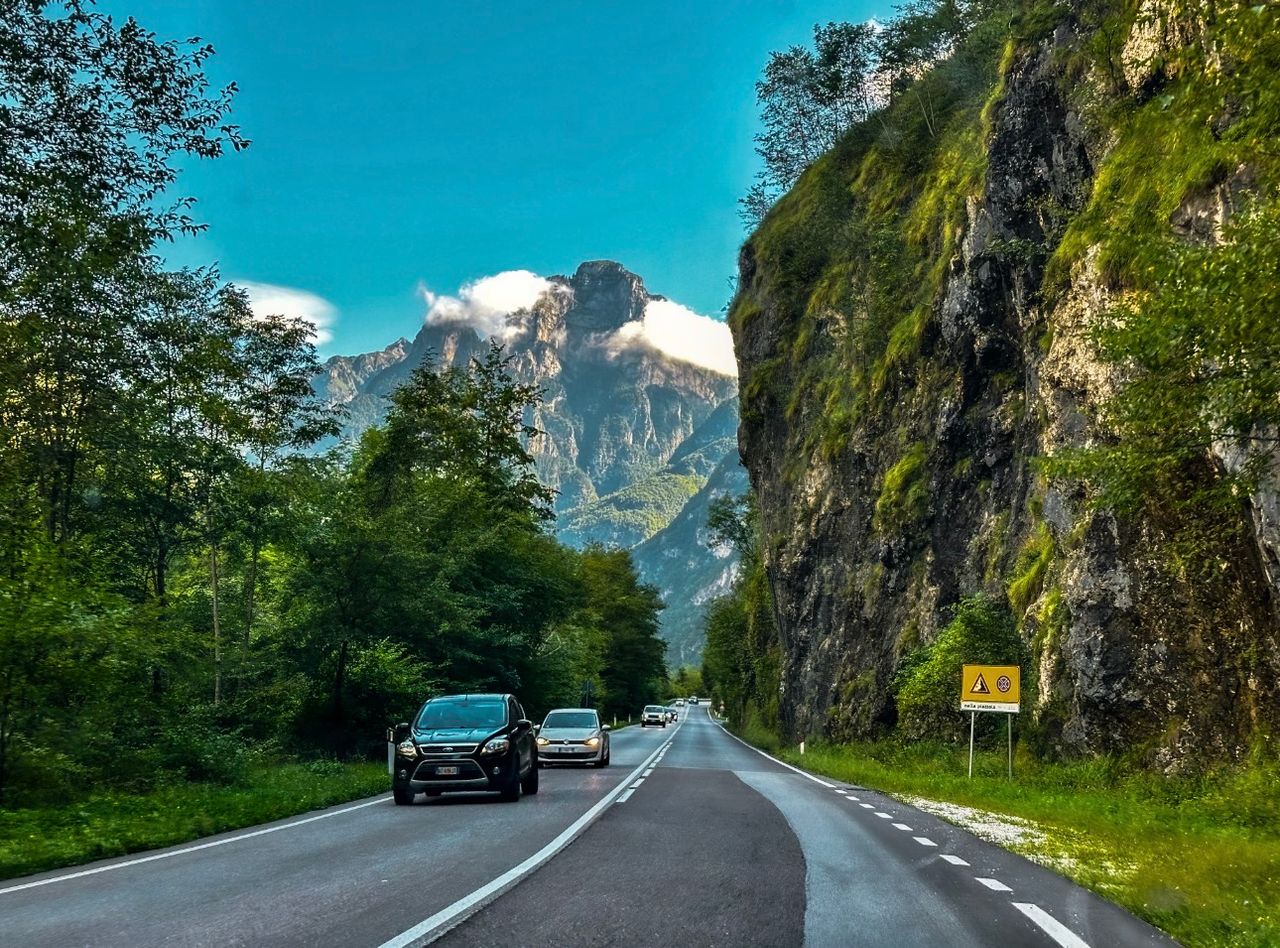 The road trip of Dolomites (Agordo - Sedico) Belluno, Italy. 🇮🇹🏔️