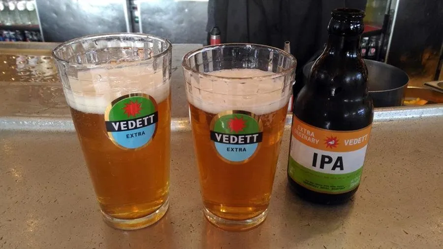 vedet2.jpg