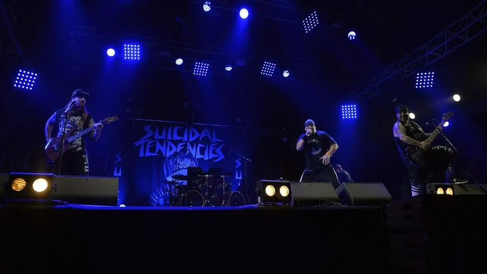 1920px-Hellfest2017SuicidalTendencies_06.jpg