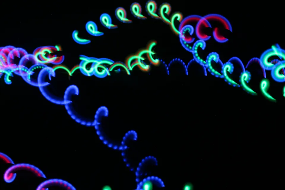 lightpainting006@0.2x.png