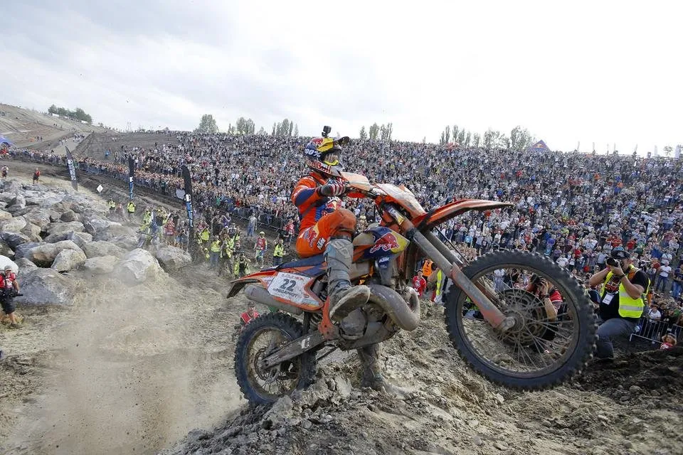World-enduro-super-series-2018_enduro21_Red-Bull-Megawatt-2017.jpg