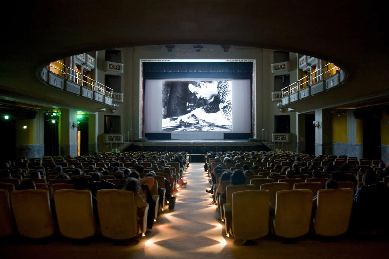 cinema.jpg
