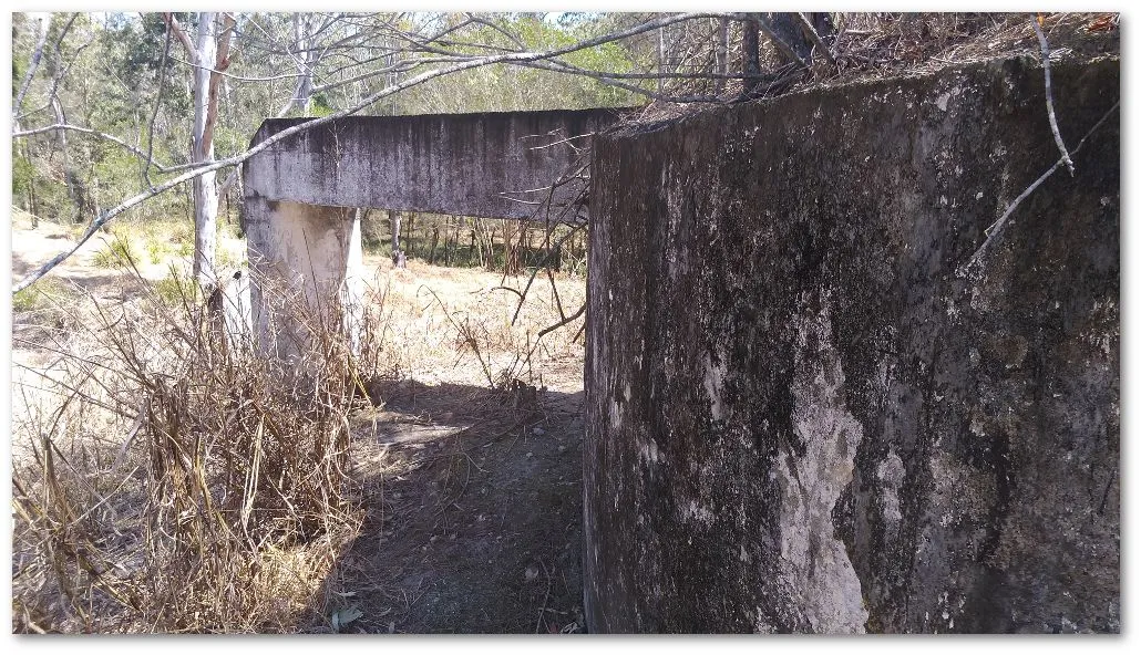 ruins2.jpg