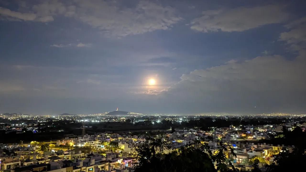 N2GIIi039hvTyFfU_11445.webp
