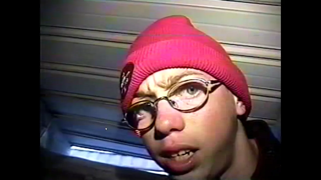 2001 Red Dog Shed.png