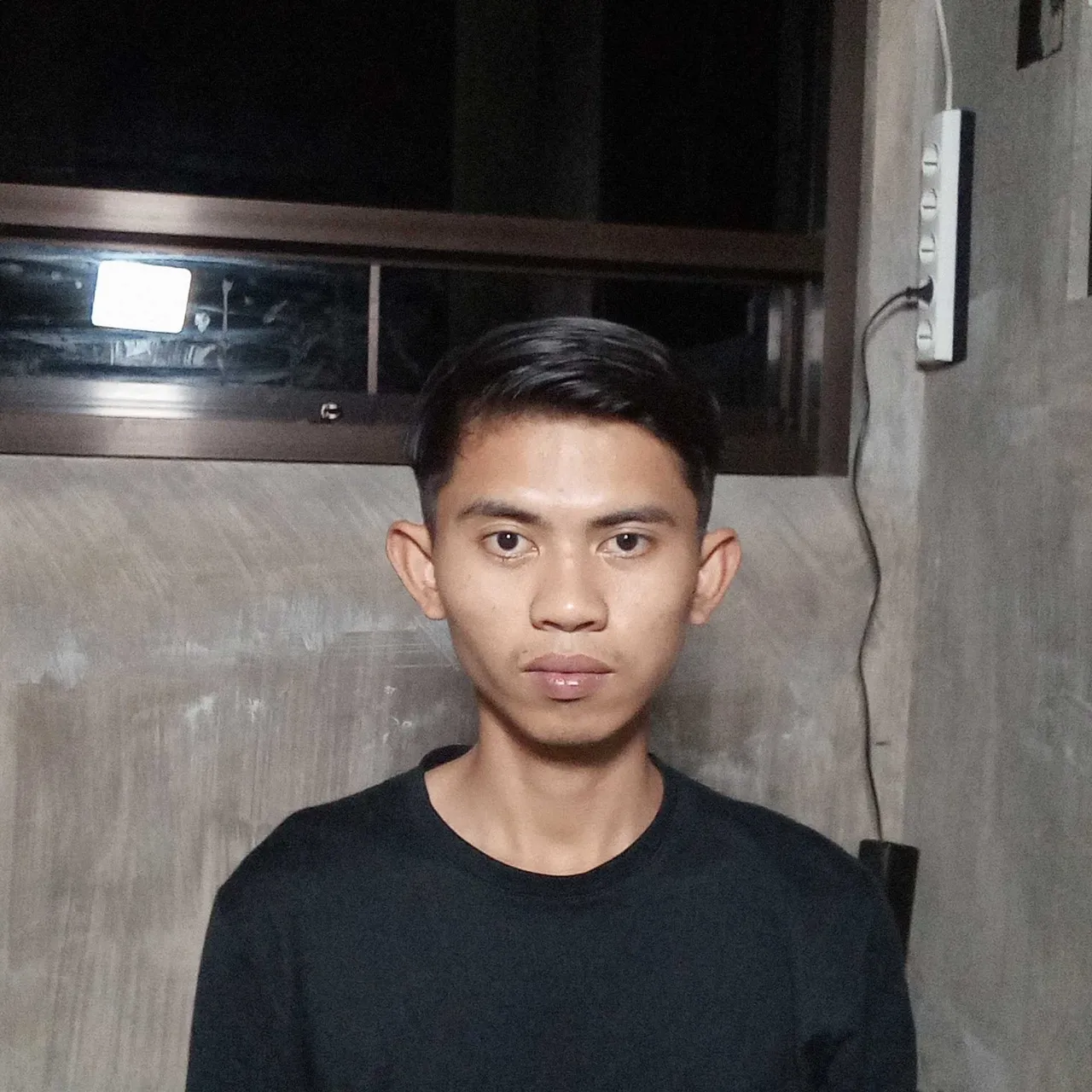 alt