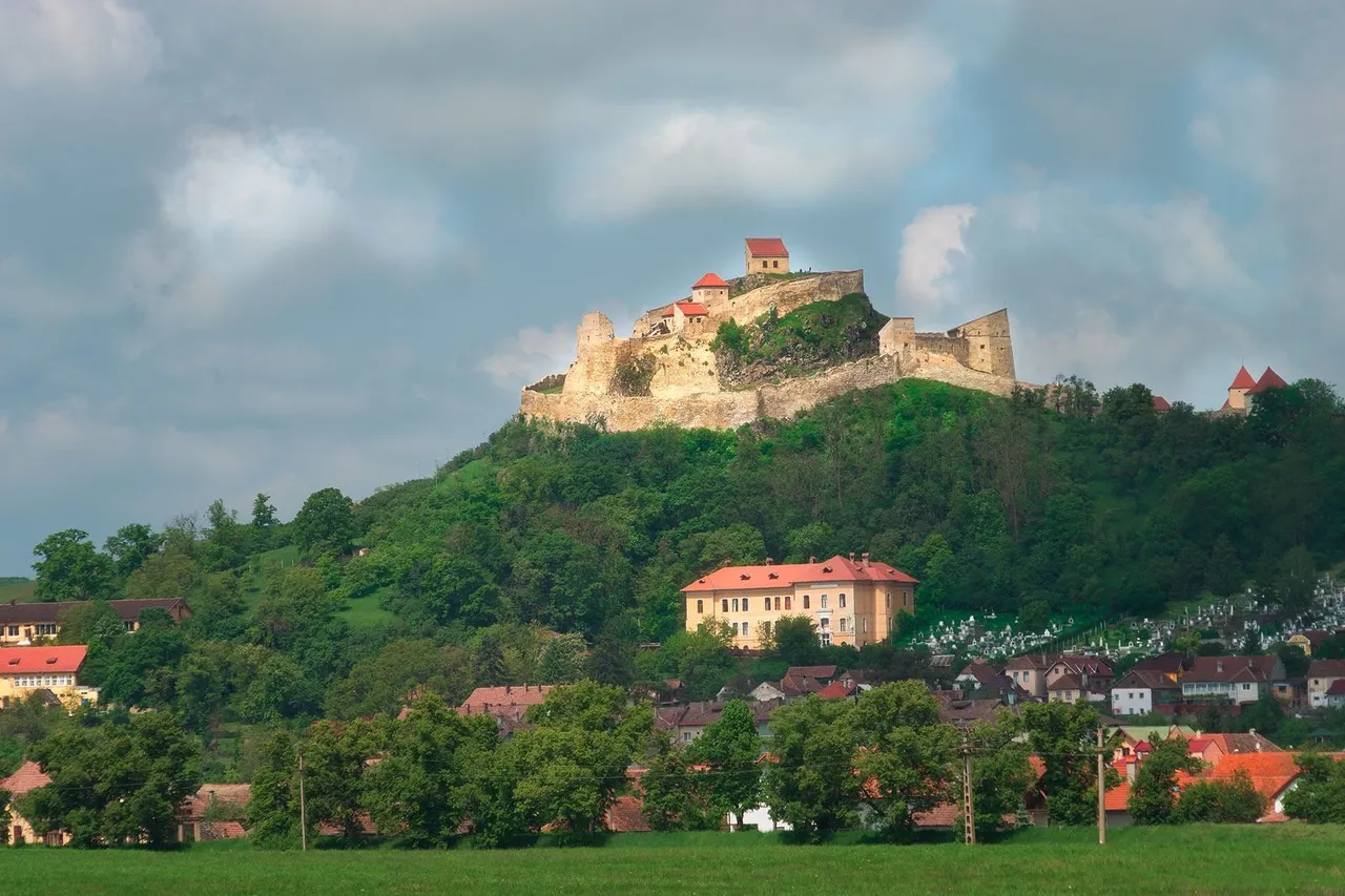 Brasov or Bucharest Day Trips: Rupea Citadel, Romania