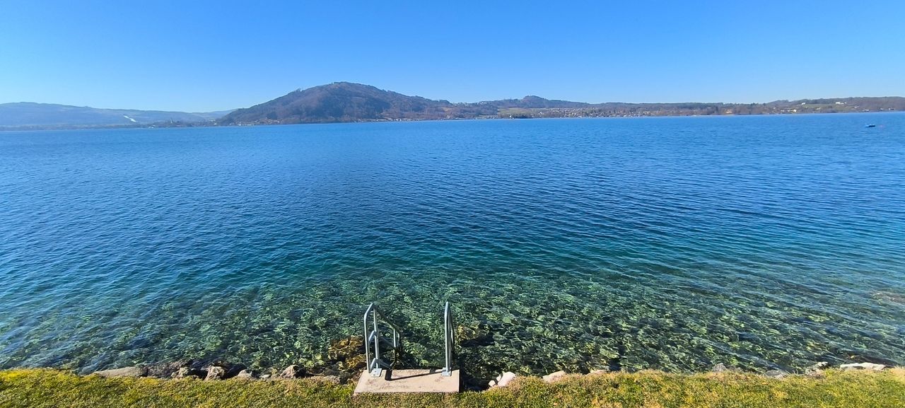 Extremely beautiful and clear water at the Attersee Lake today