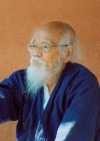 Masanobu_Fukuoka,_2002_cropped.jpg