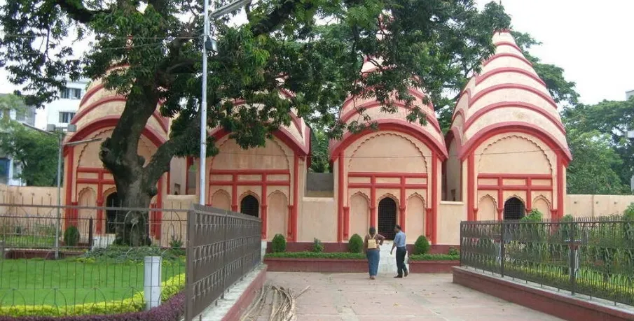 Dhakeshwari-National-Temple.jpg
