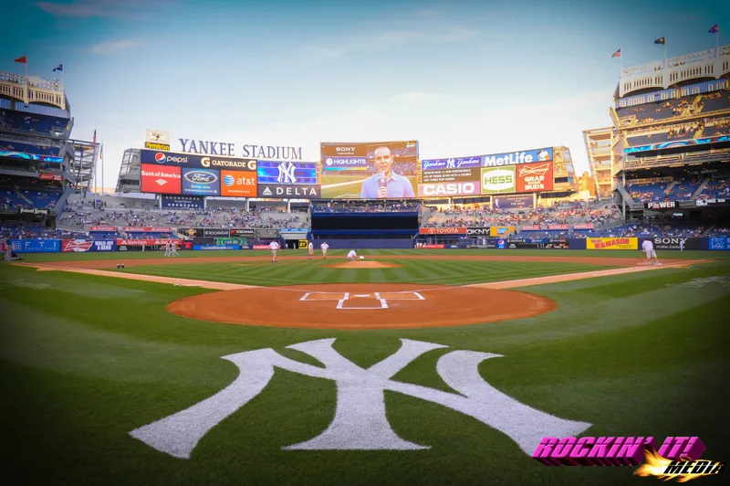 1_yankee_stadium_photographer_hire_new_york_city_nyc_ny_rockinitmedia_net_003