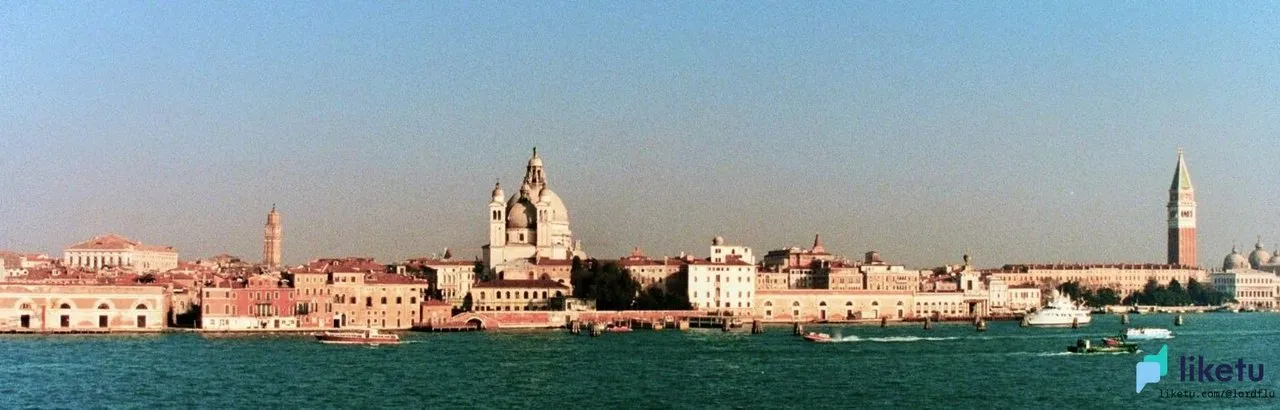 405opj1ekywub3c4_venezia 2.jpeg