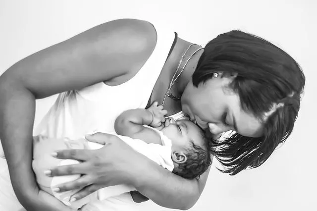 mother-gbb93b05ea_640.jpg