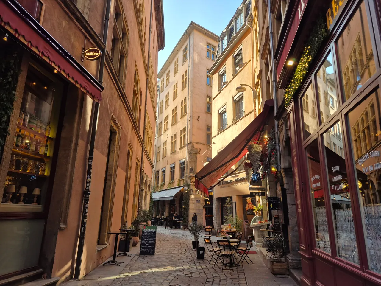 10-Lyon.jpg