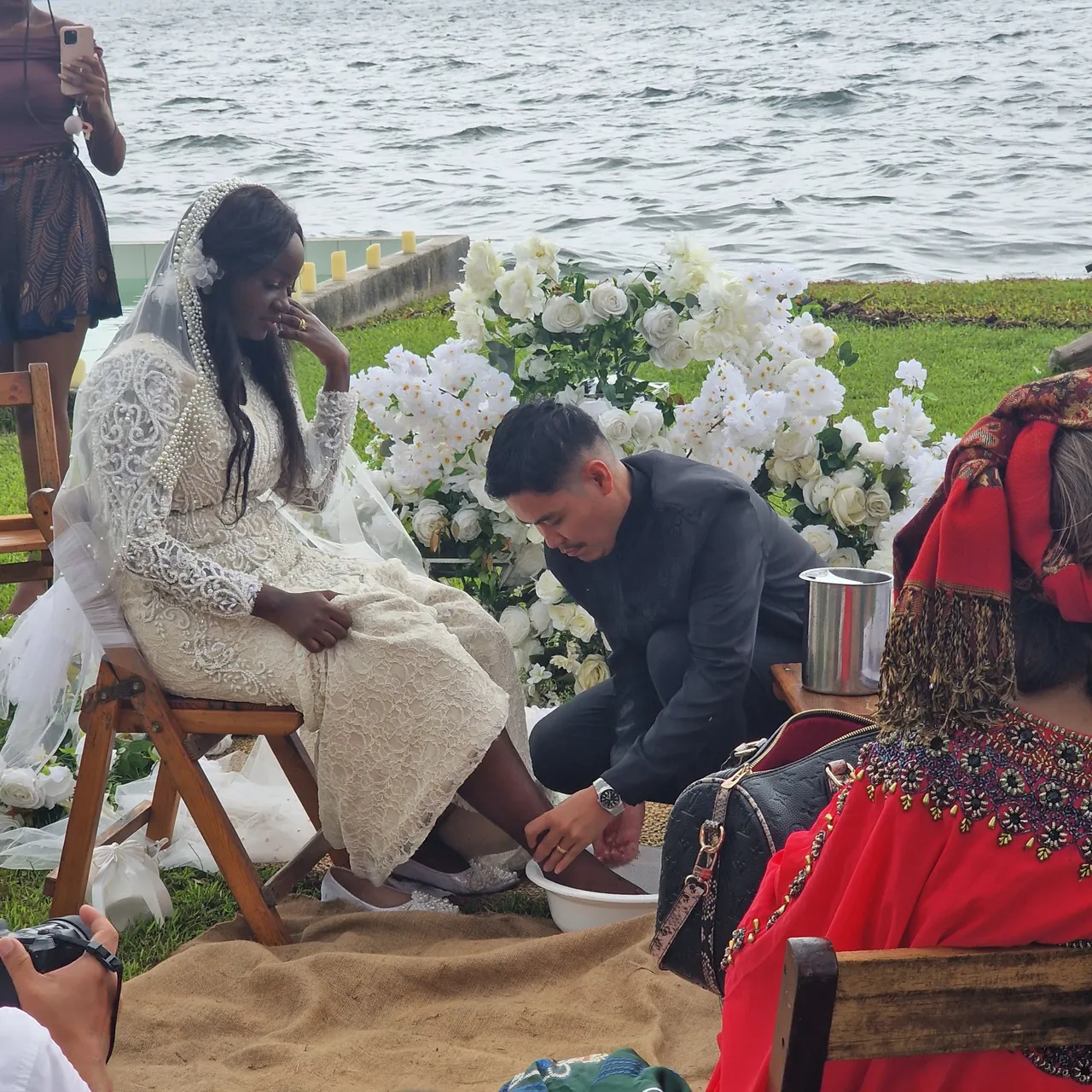 9-washing_feet_ceremony_male_20241030.jpg