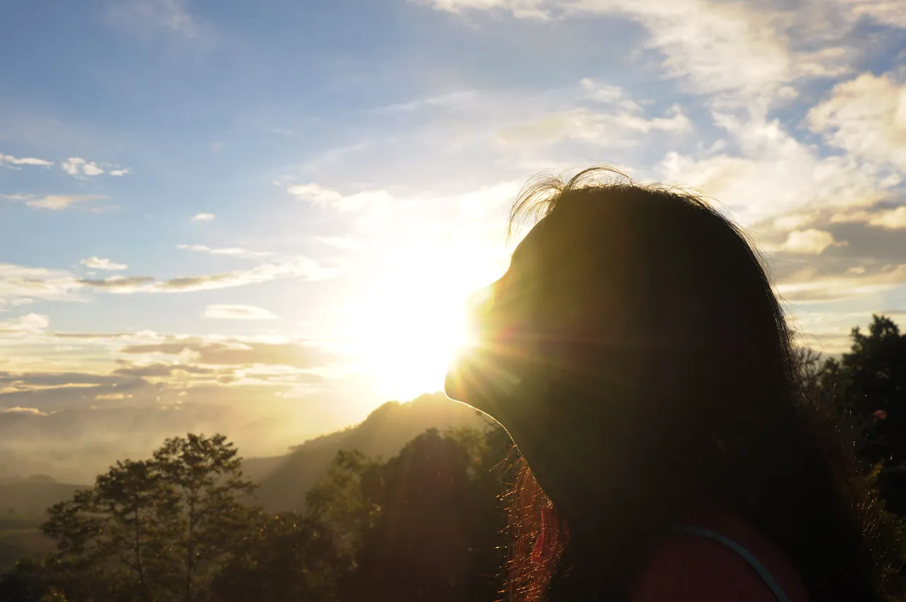 Kiss the Sun.JPG