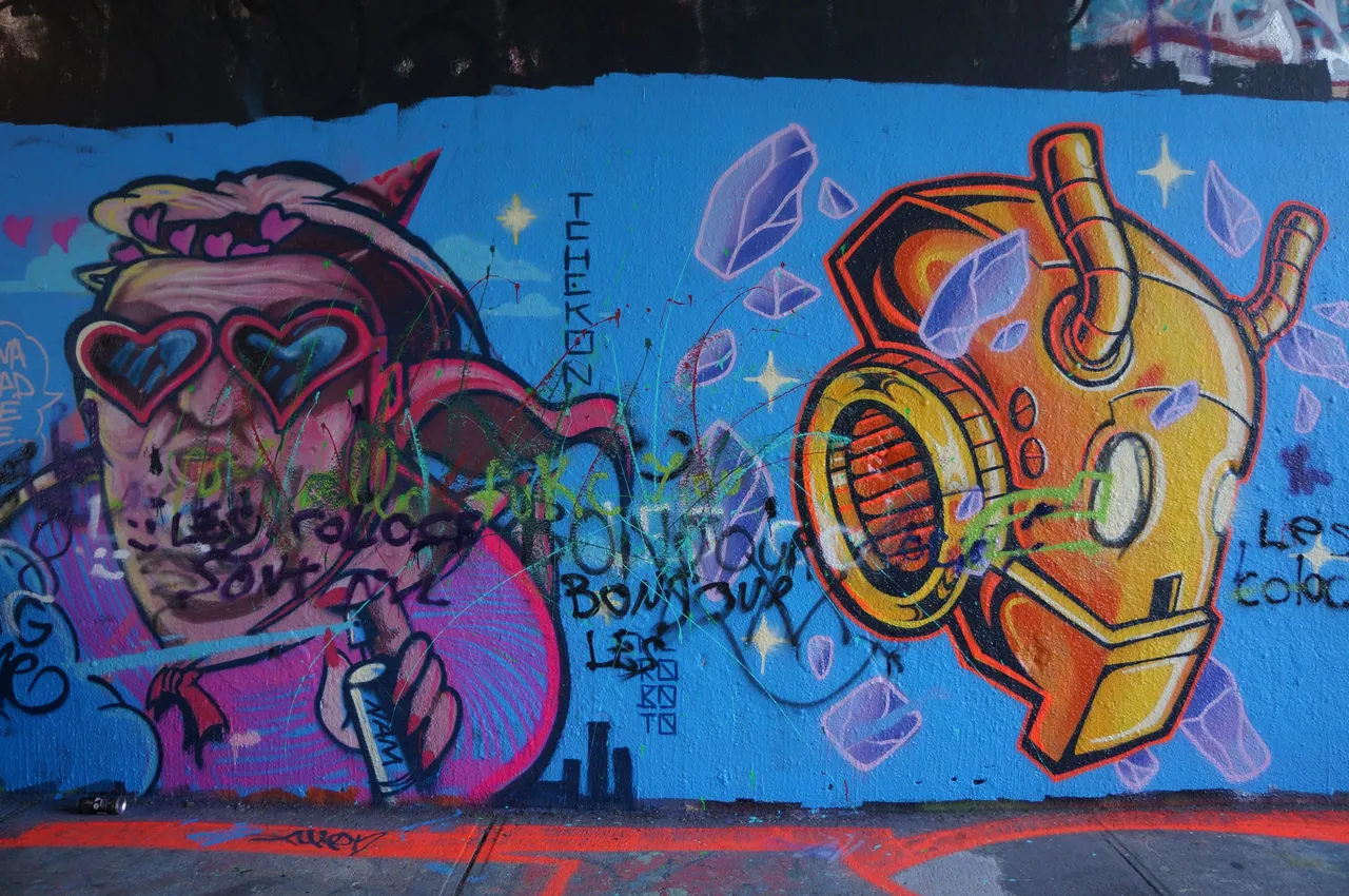 Tchekon & M. Roboto