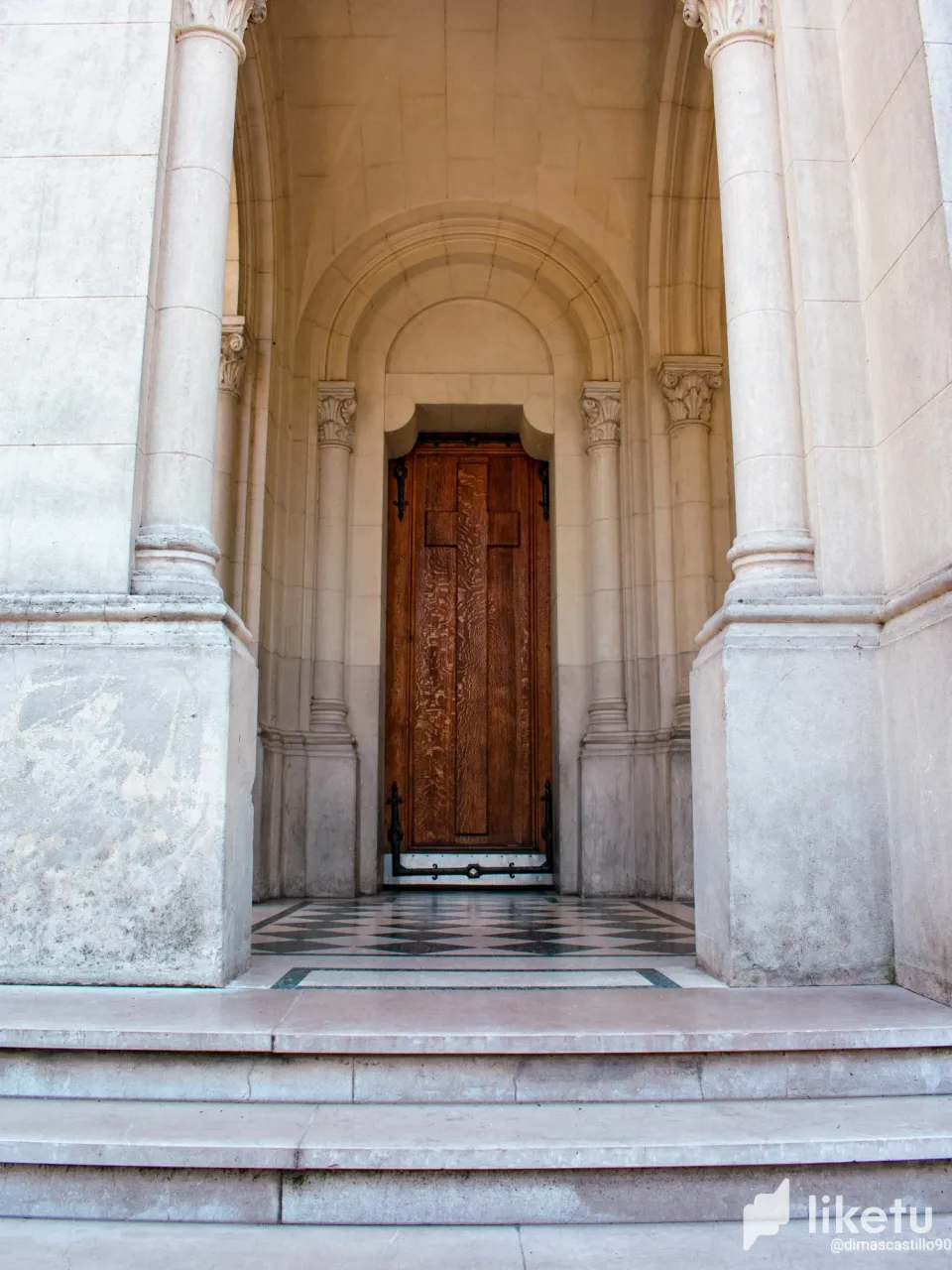 clavlnb9g05ie1ymj8oun825r_DSC_0037.webp