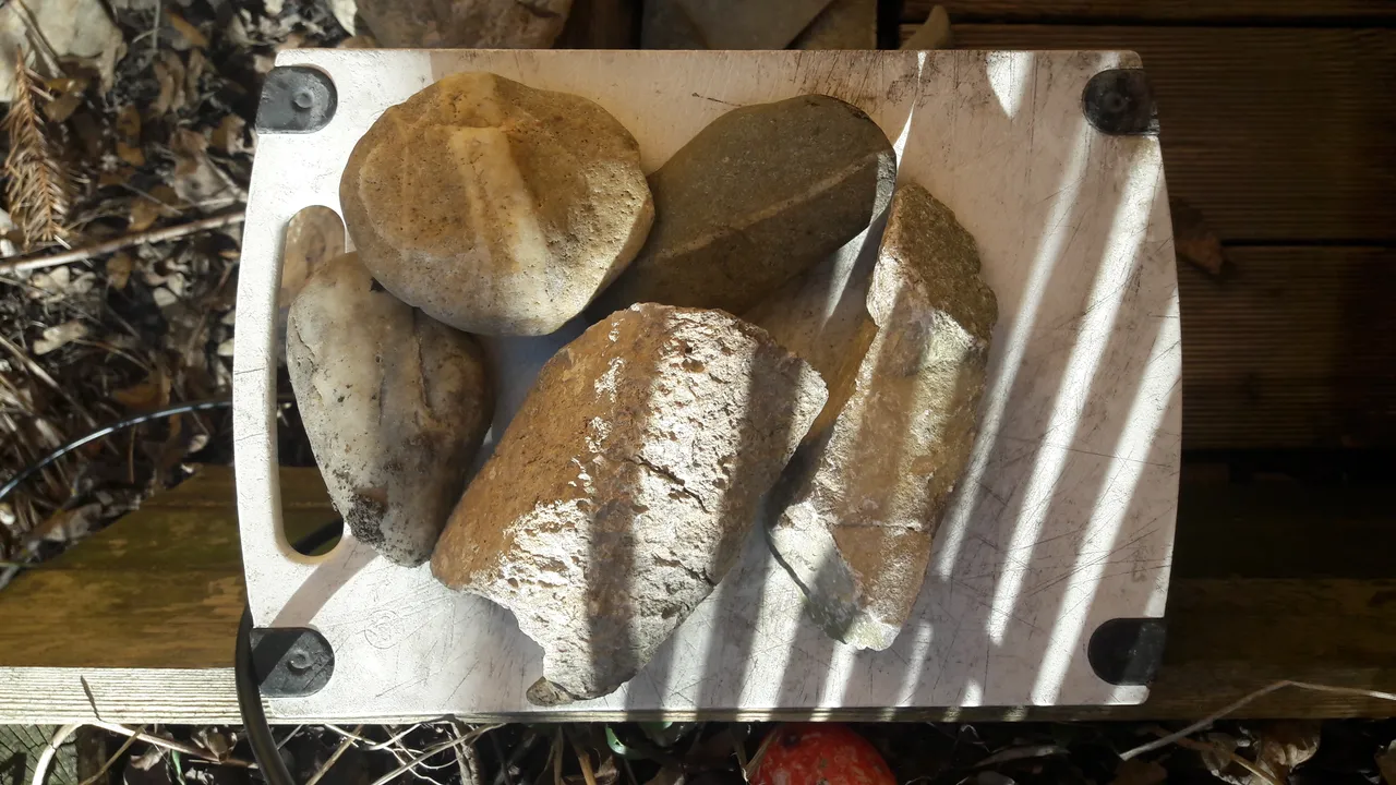 Grounds-Rock-Publicdomain (39).jpg