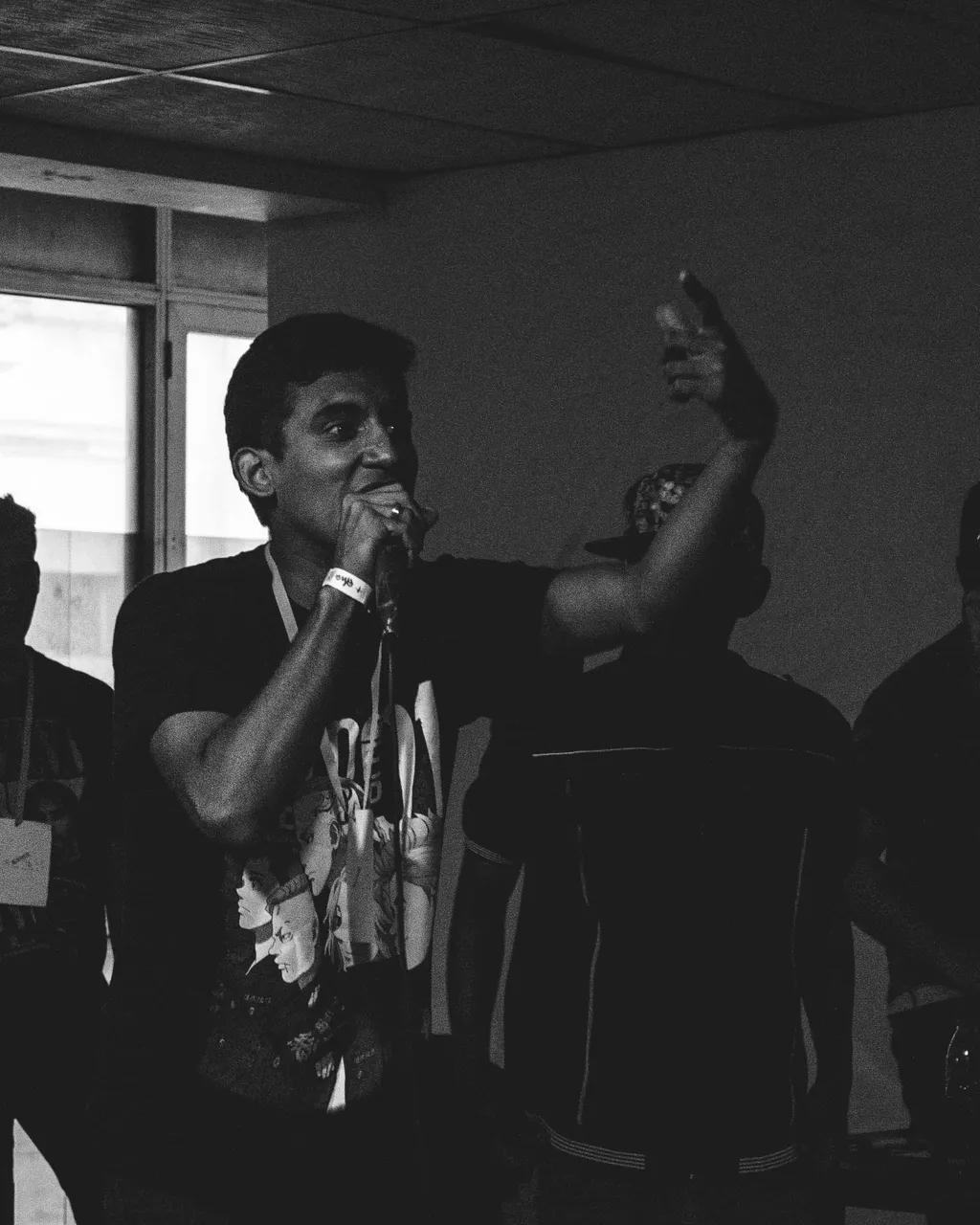 Qazar Black and white-13.jpg