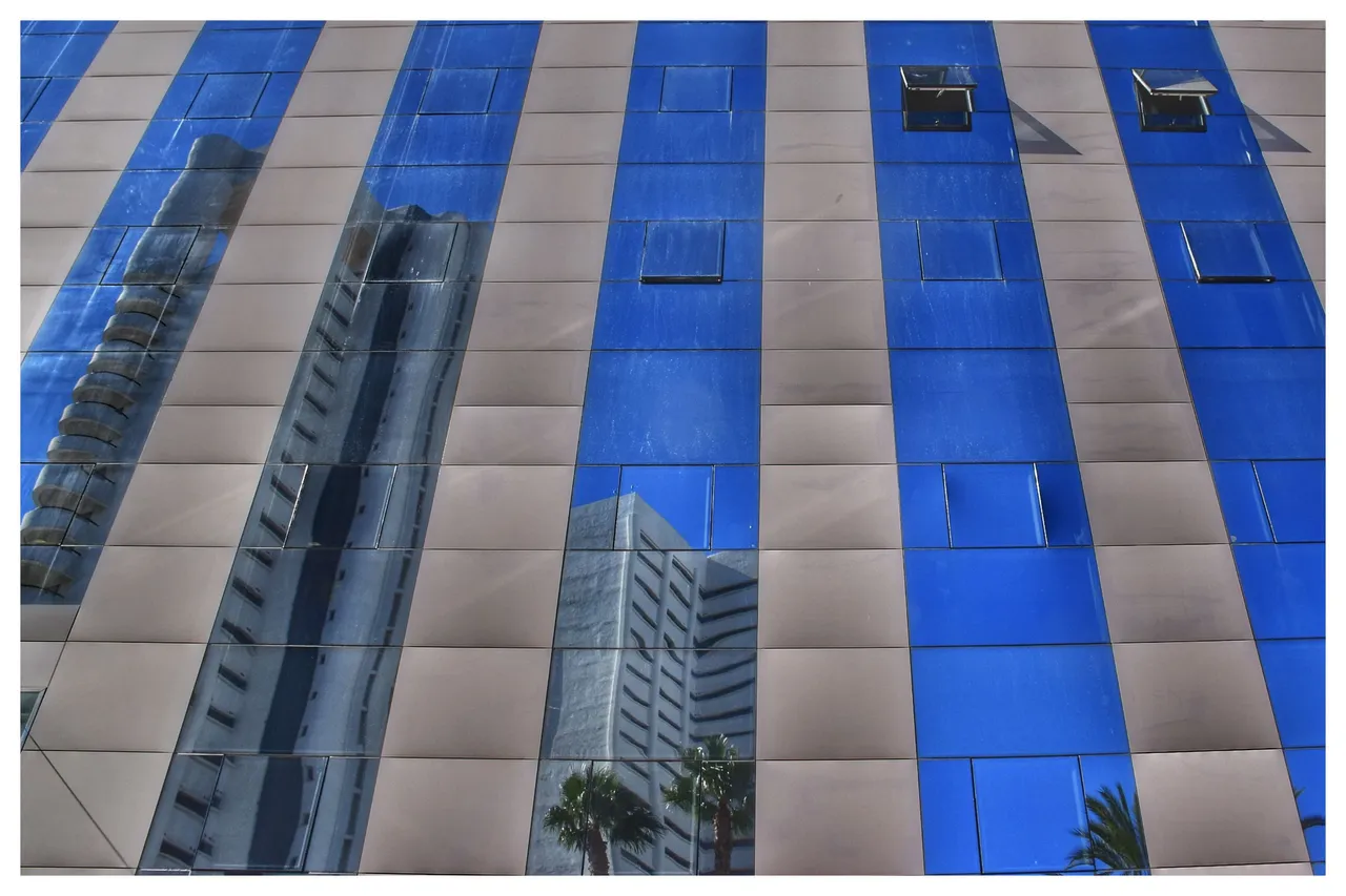 p_lines of benidorm_DSC_0793(1)-01.jpeg