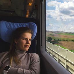 estherklssn