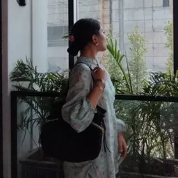 izza-ali