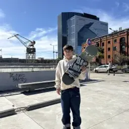 tutiskate